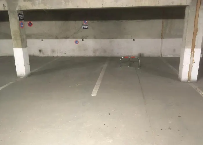 Апартаменты Castel Saint Clair - Plein Centre Avec Parking Довиль