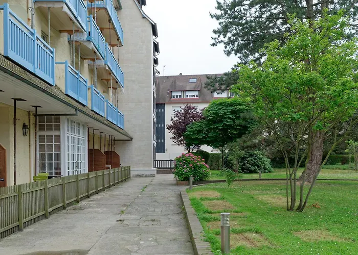 Castel Saint Clair - Plein Centre Avec Parking Апартаменты Довиль