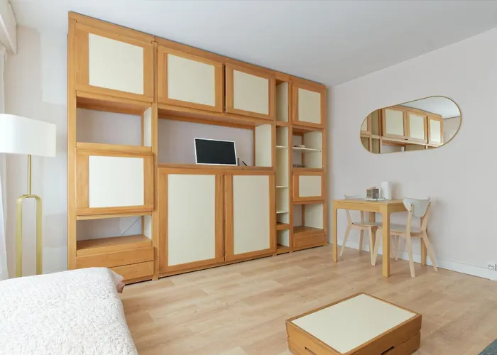 Castel Saint Clair - Plein Centre Avec Parking Daire