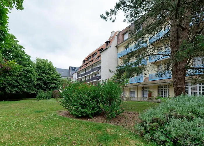 Castel Saint Clair - Plein Centre Avec Parking *