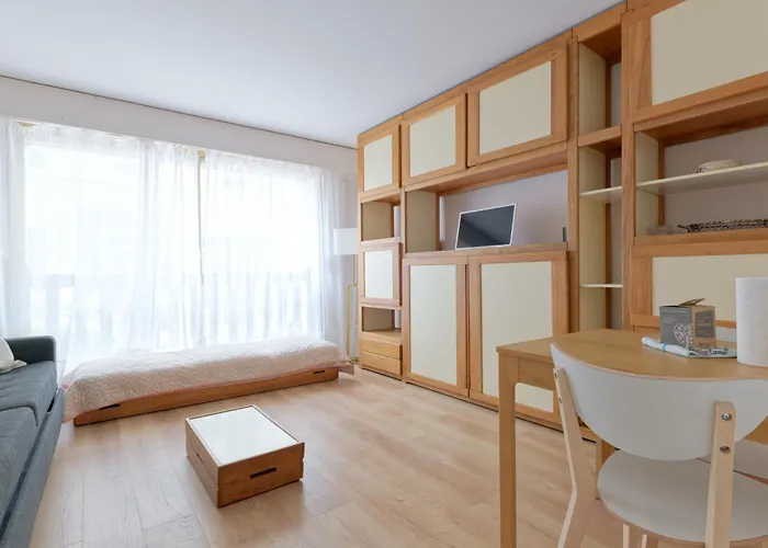 Castel Saint Clair - Plein Centre Avec Parking Апартаменты